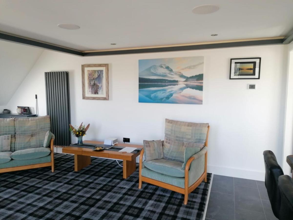 Rest At Last - Highland Apartment With Private Hot Tub Whitebridge  ภายนอก รูปภาพ
