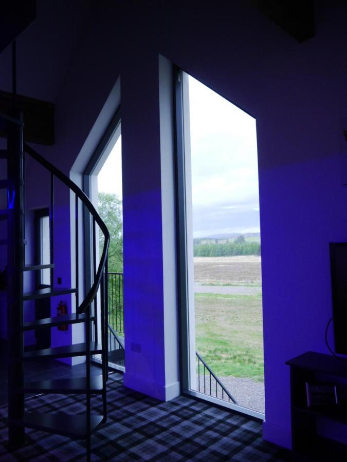 Rest At Last - Highland Apartment With Private Hot Tub Whitebridge  ภายนอก รูปภาพ