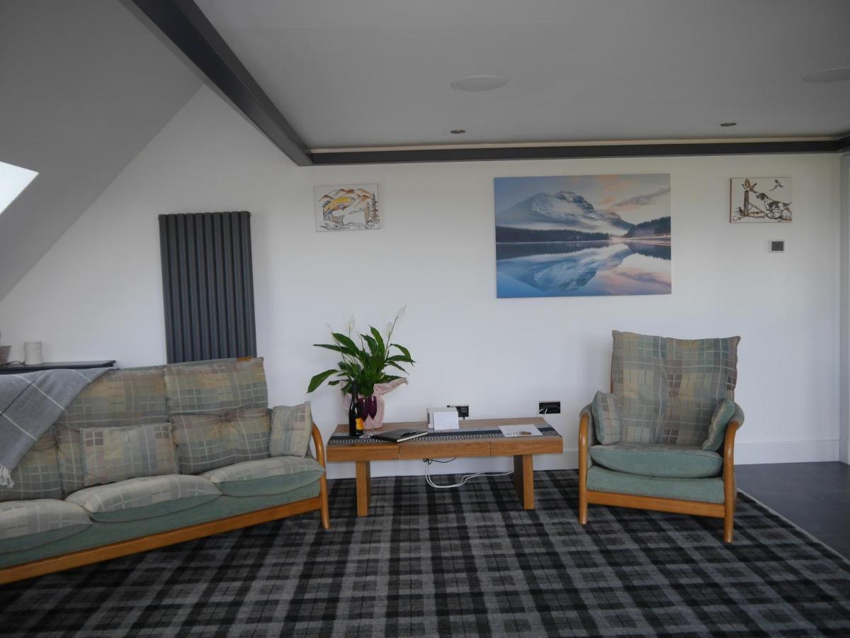 Rest At Last - Highland Apartment With Private Hot Tub Whitebridge  ภายนอก รูปภาพ